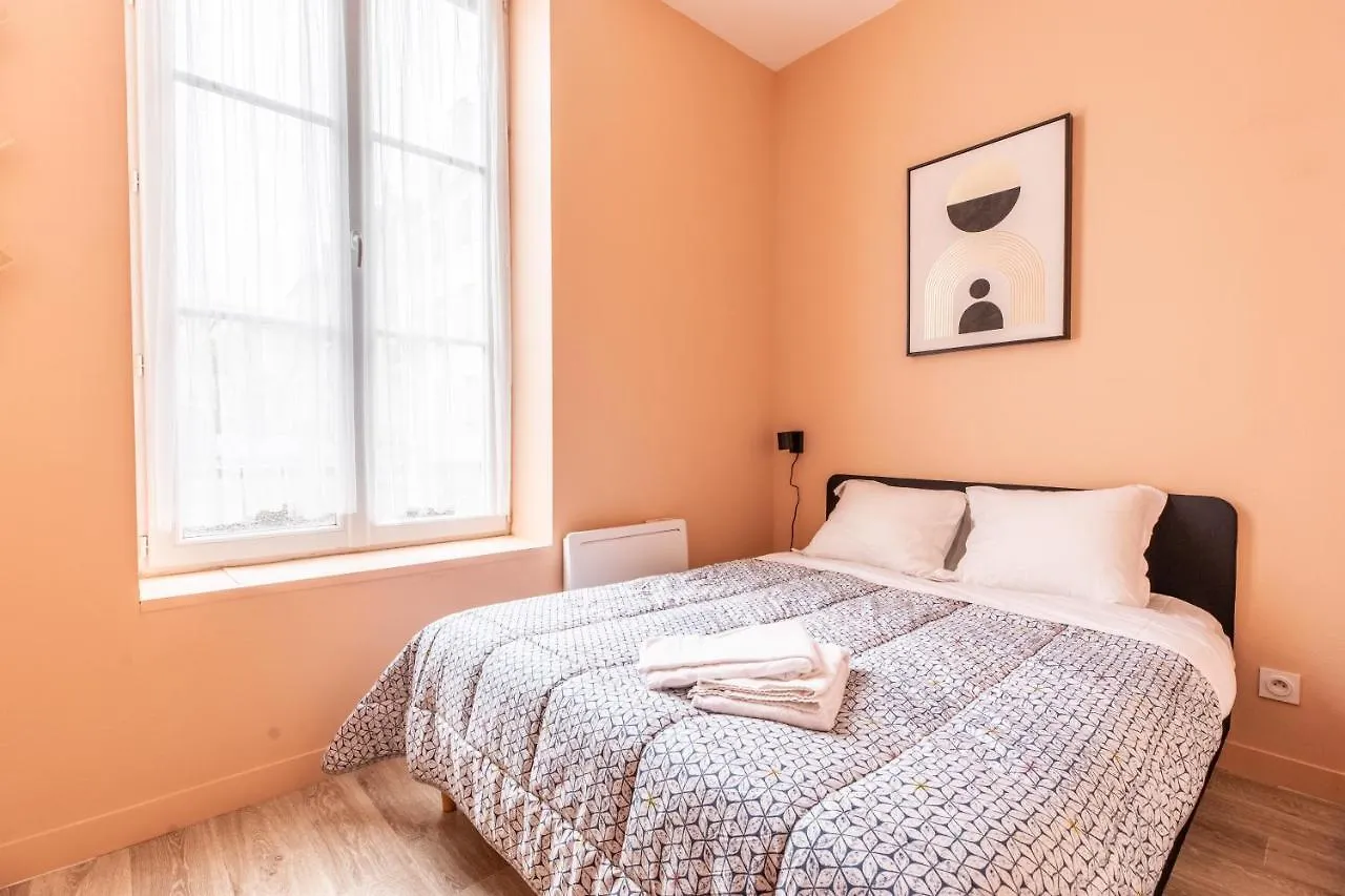 Cosy F3 Lamartine 102 Coeur-Centre Clermont-Ferrand 0*,  France